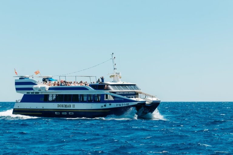 ambiente-exclusivo-y-de-lujo-incentivos-catamaranes